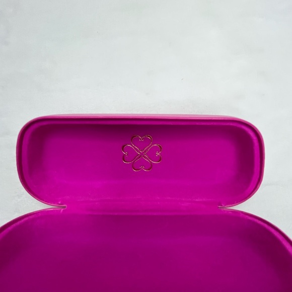 Candie’s Glasses Case - Picture 4 of 4